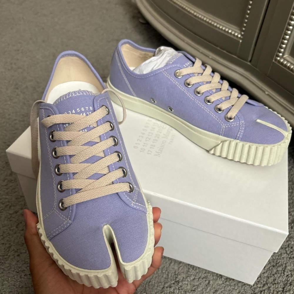 maison margiela tabi sneaker